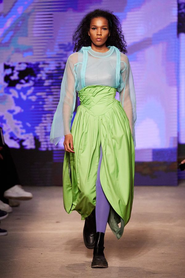 Институт бизнеса и дизайна на Mercedes-Benz Fashion Week Russia (92364-Institut-Biznesa-Dizajna-Na-MBFW 2021-12.jpg)